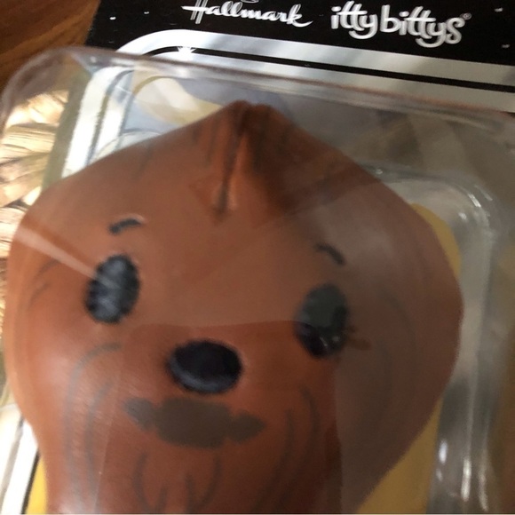 Hallmark itty bittys Limited Edition Star Wars: Chewbacca plush - Picture 3 of 3